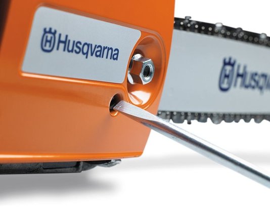 Motosserra a Gasolina 353 com Sabre de 18 Pol. Husqvarna