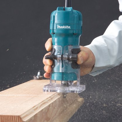 Tupia Makita 530W 3709
