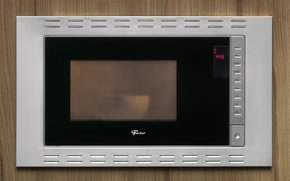 Forno Micro-ondas de Embutir Fit Line Inox Fischer 25 litros