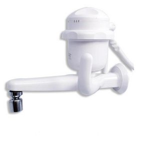 Torneira Elétrica de Parede 3 temperaturas Bica Reta Fame 5400W