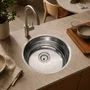 Cuba Inox de Embutir 30x30 Bl + Válvula Tramontina